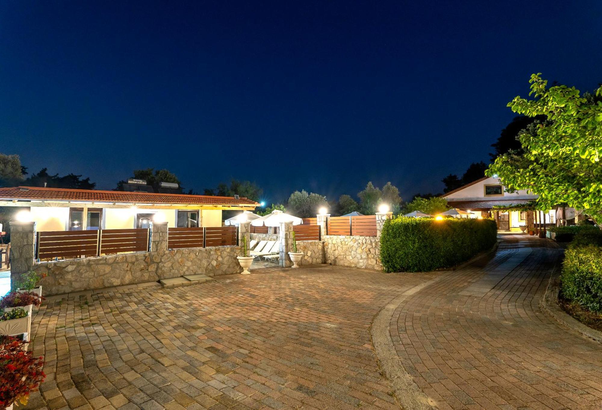 Villa Rafaela Koskinou  Exteriör bild
