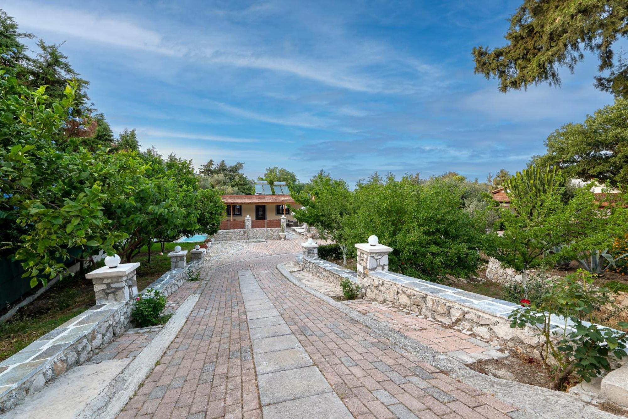 Villa Rafaela Koskinou  Exteriör bild
